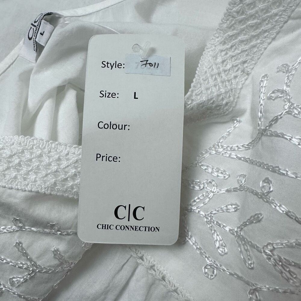 CC Chic Connection Women's‎ L Short Sleeve Embroidered Top White Cotton Coastal - Picture 8 of 11